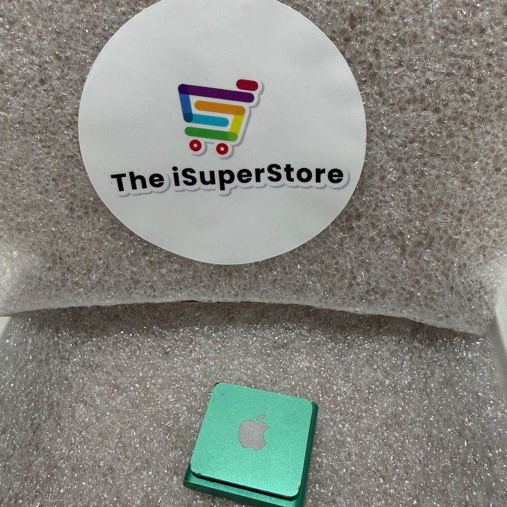 Apple iPod Shuffle 4th Gen 2GB Dark Green + 1 YR Warranty - Picture 5 of 5